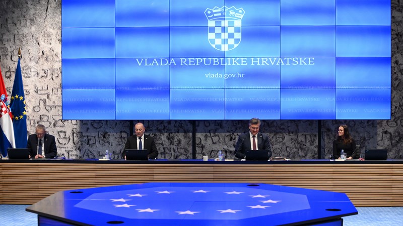 Sjednica Vlade: Osiguran značajan rast plaća zaposlenih u državnoj i javnim službama te pripadnicima Hrvatske vojske